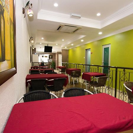 Oyo 103 V'La Garden Hotel Куала Лумпур Екстериор снимка