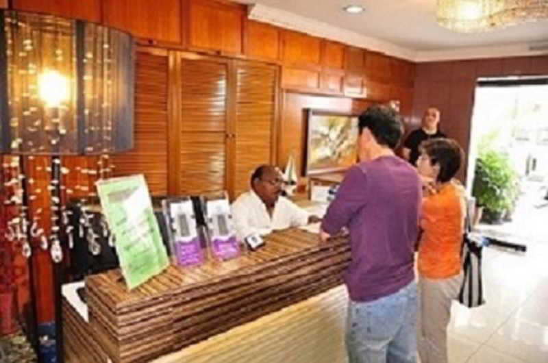 Oyo 103 V'La Garden Hotel Куала Лумпур Екстериор снимка