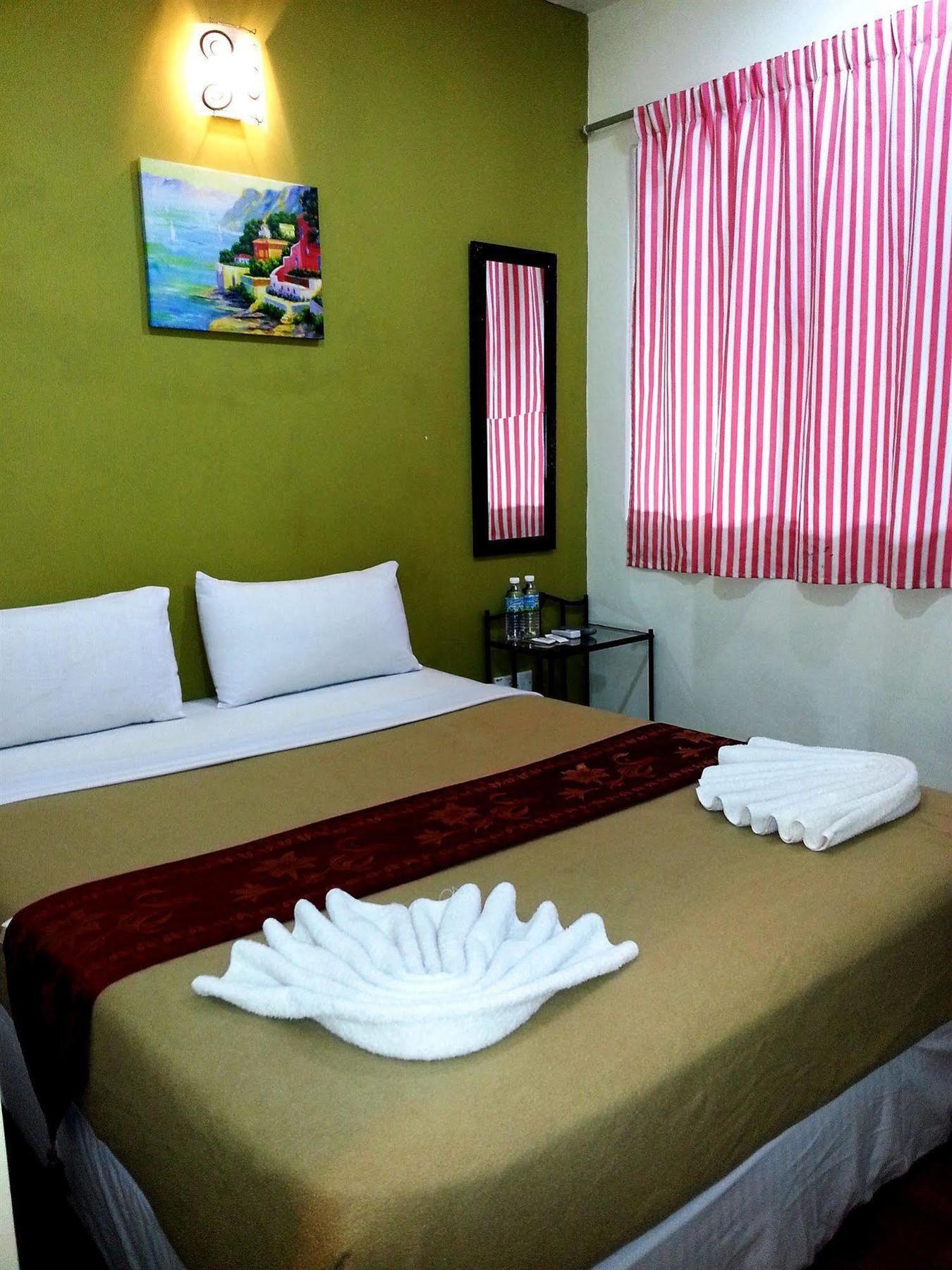 Oyo 103 V'La Garden Hotel Куала Лумпур Екстериор снимка