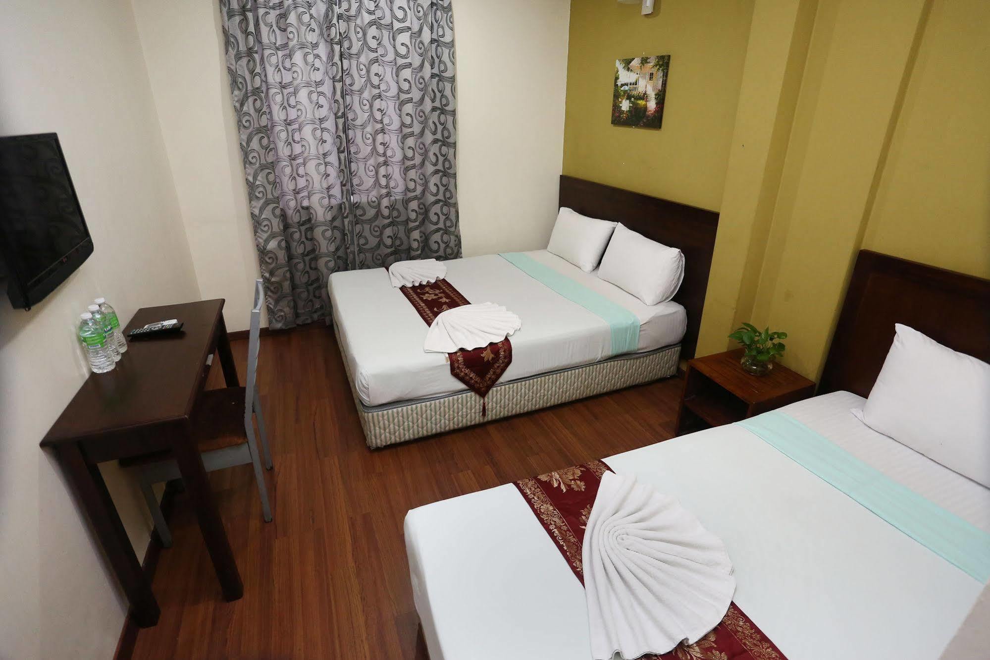 Oyo 103 V'La Garden Hotel Куала Лумпур Екстериор снимка