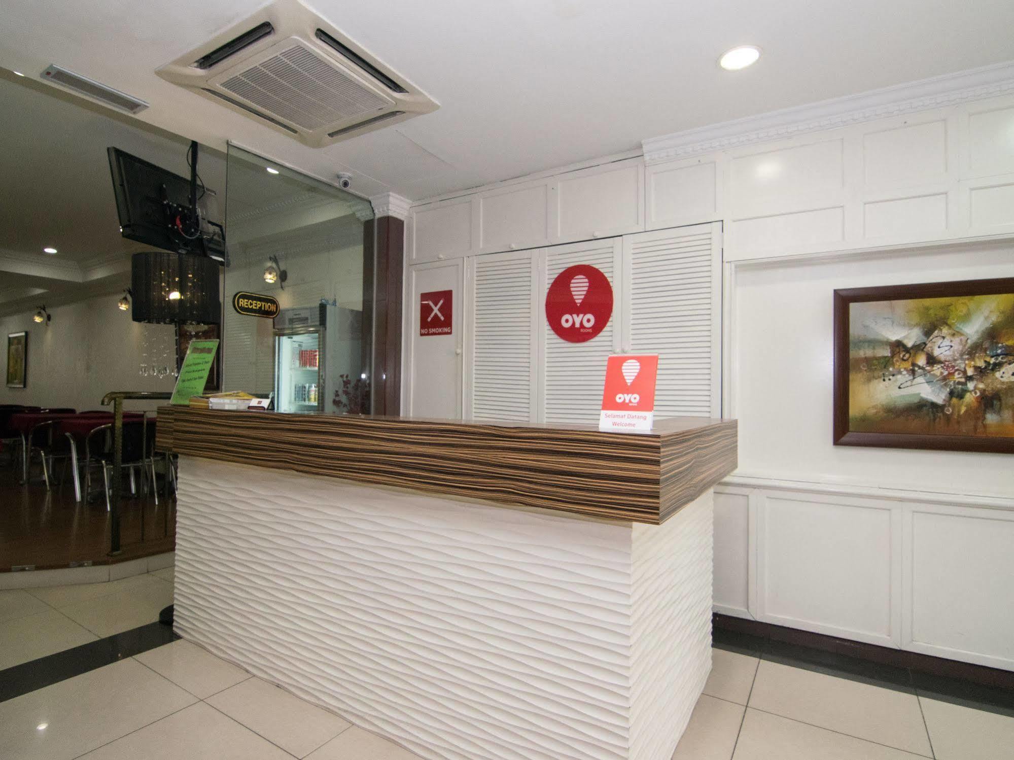 Oyo 103 V'La Garden Hotel Куала Лумпур Екстериор снимка