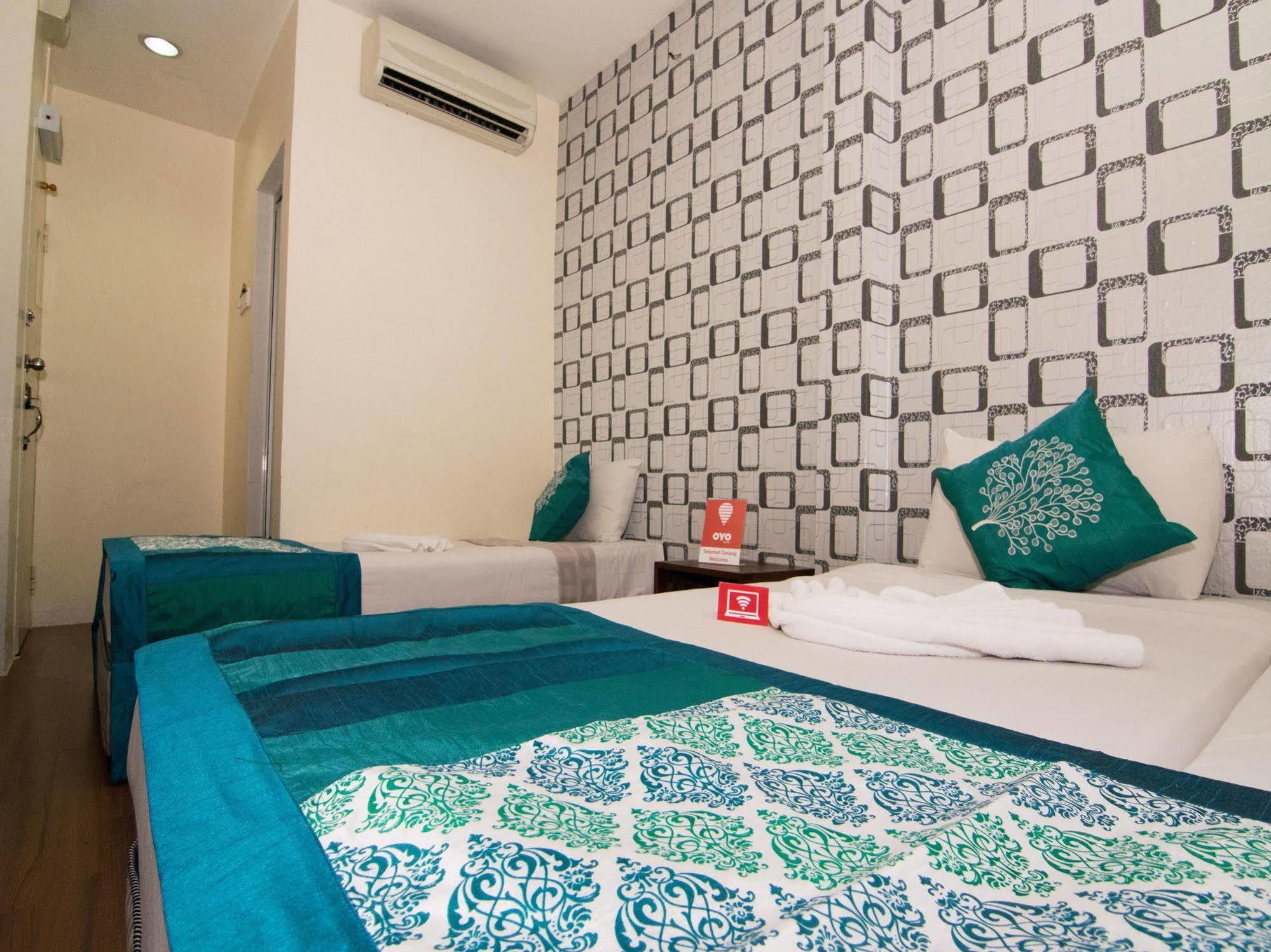 Oyo 103 V'La Garden Hotel Куала Лумпур Екстериор снимка