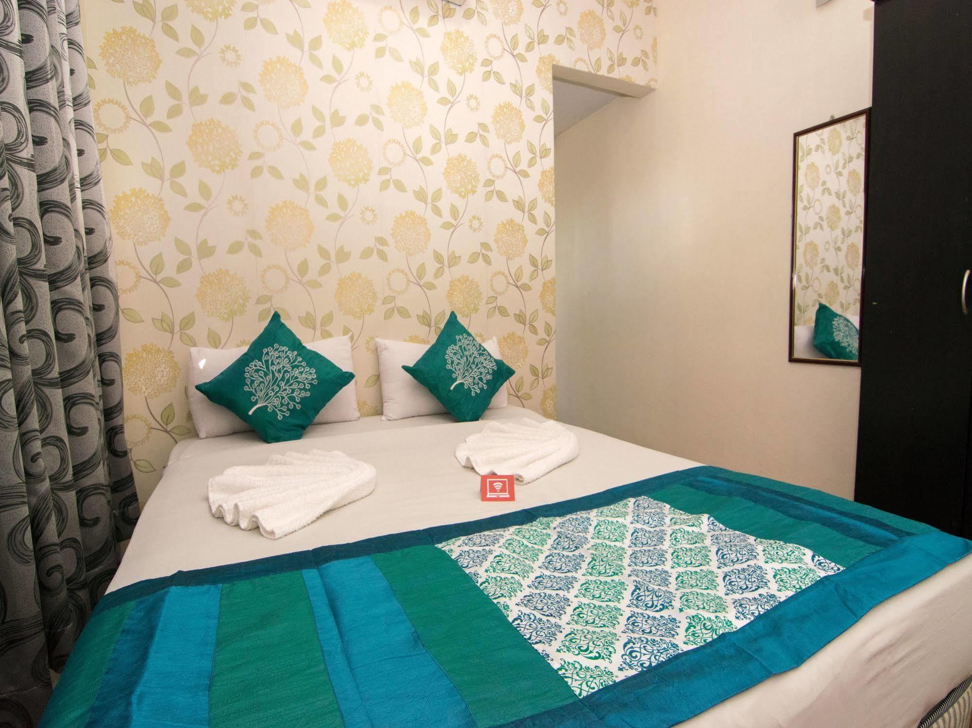 Oyo 103 V'La Garden Hotel Куала Лумпур Екстериор снимка