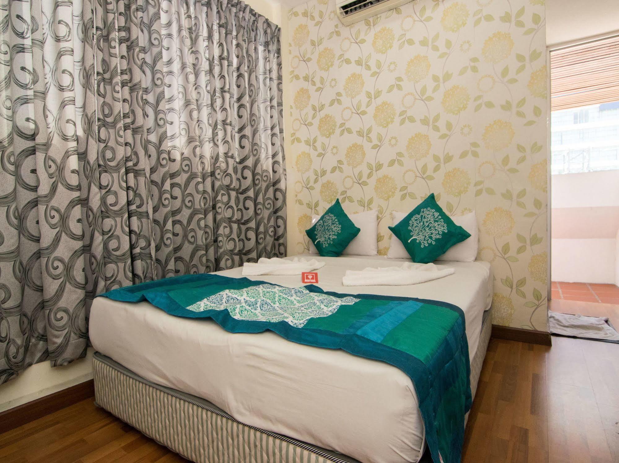 Oyo 103 V'La Garden Hotel Куала Лумпур Екстериор снимка